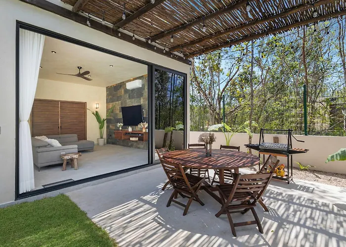 Xpuha Nicte Incredible With A Luxury Pool Pousada