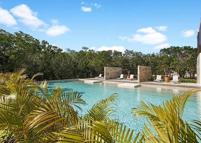 Xpuha Nicte Incredible With A Luxury Pool Pousada
